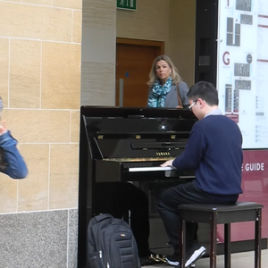 苍月奥特曼12集无删减播放
